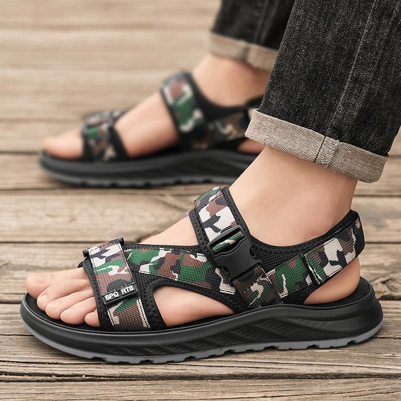 Men's sandals 2025 new summer outer wear beach shoes camouflage outdoor leisure versatile wading driving cool slippers