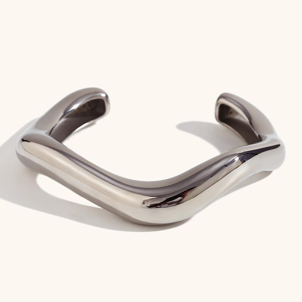 

18K Gold-Plated Stainless Steel Irregular Wave Bracelet for Women