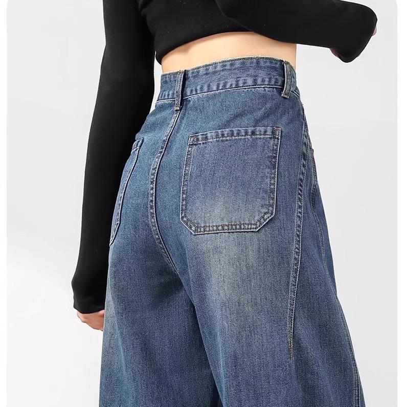 2025 Women's High-Waisted Straight-Leg Jeans: Slimming Loose Fit for Spring & Autumn