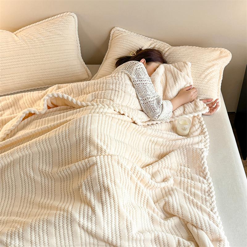Soft Knitting Velvet Throw Blanket Lightweight Warm Thick Plush Blanket Bedspread All Season Solid Color Plaid for Sofa Bedroom