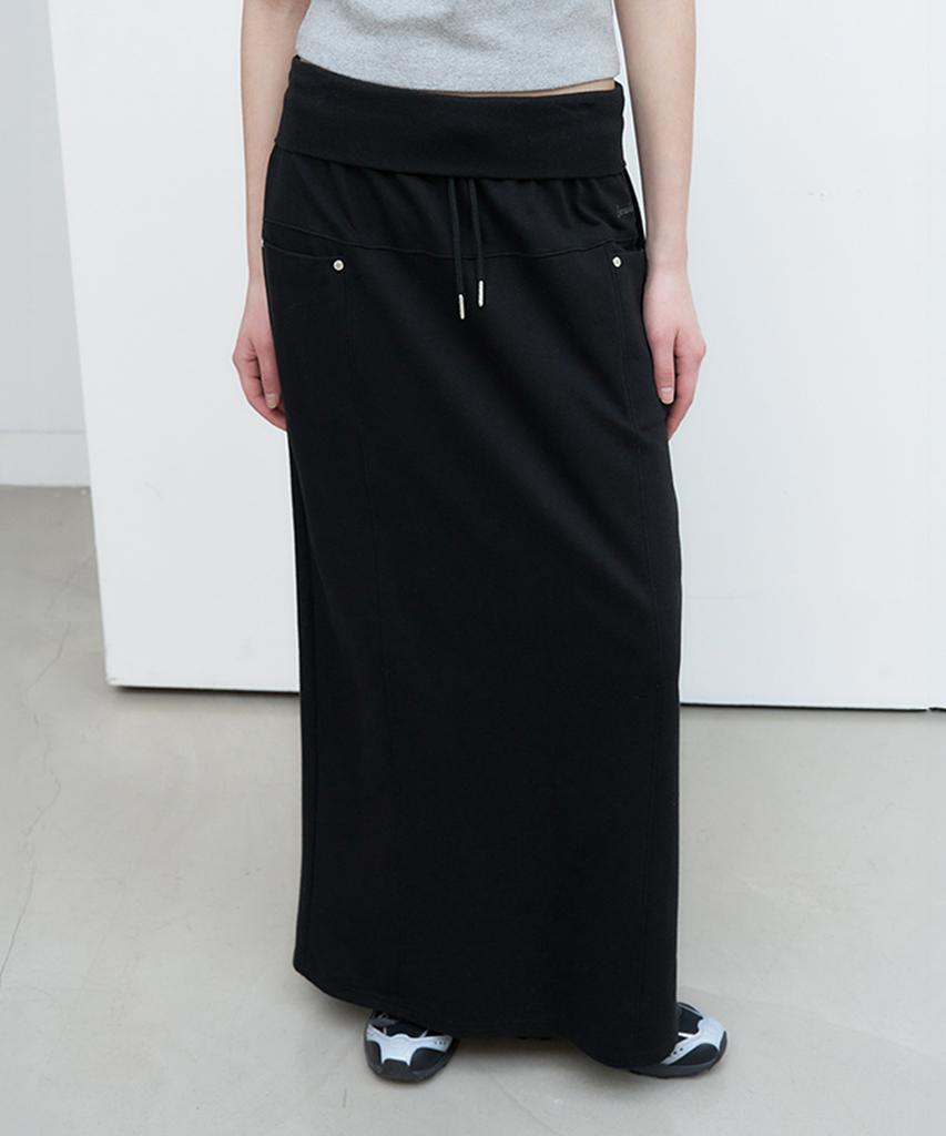 Sseomweeobeoteo Fold Sweat Long Skirt - Black