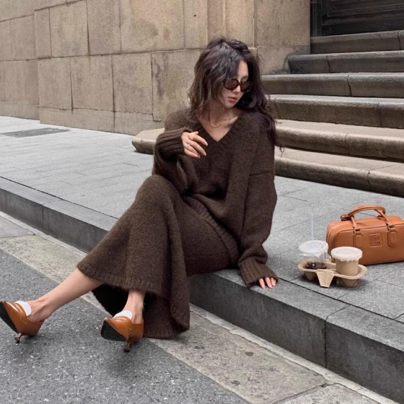Autumn Winter V-neck Loose Pullover Sweater Set Knitted Elegant Skirts Women Casual Two-piece Set Fashion Outfit Simple Solid Color Office Clothing