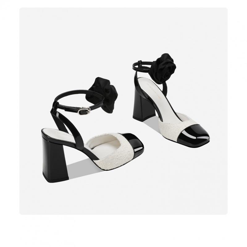 

Mary Jane empty bag head sandals 2025 summer new lacquer thick heel French color matching leather small fragrant high heels women 40 білий