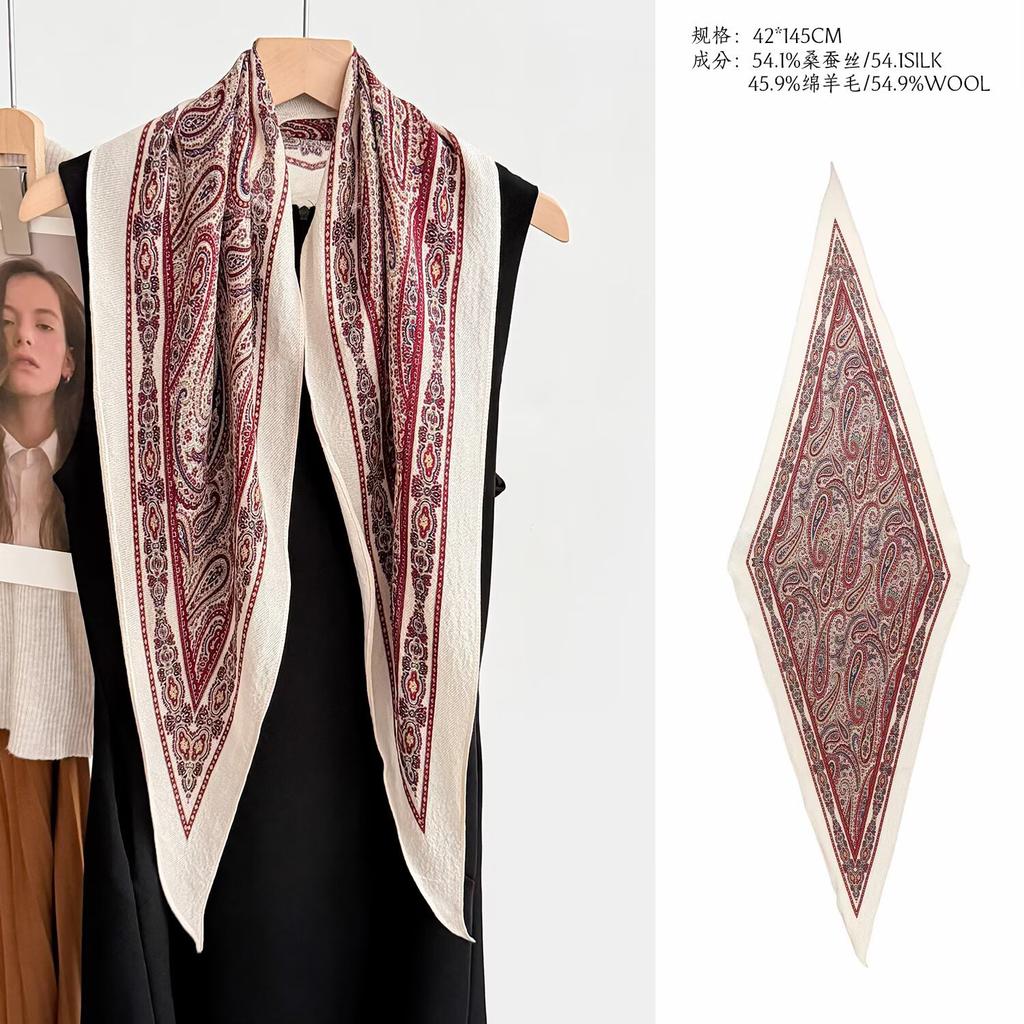 Thin spring and summer new mulberry silk silk scarf fashion diamond scarf thin silk wool scarf neck scarf versatile small scarf
