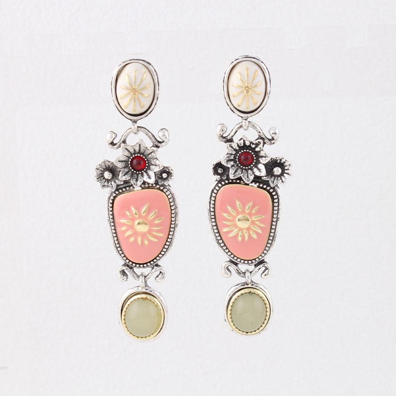 Vintage flower stone vacation style earrings niche personality court style dripping earrings