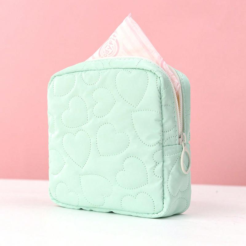 

Candy color cute storage bag student portable mini bag love hand cosmetic bag 13*4*13cm зелёный