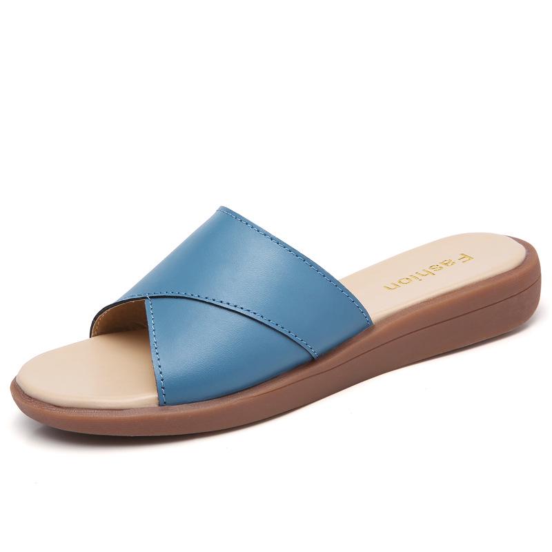 

2019 Women s Versatile Fashion Cowhide Sandals - Casual, Soft Sole Beach Slippers, Size 41. 37 синій