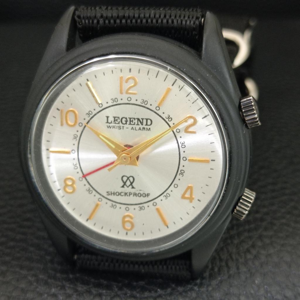 VINTAGE LEGEND HAND-WINDING SWISS MENS REFURBISHED ALARM WATCH a703101-1