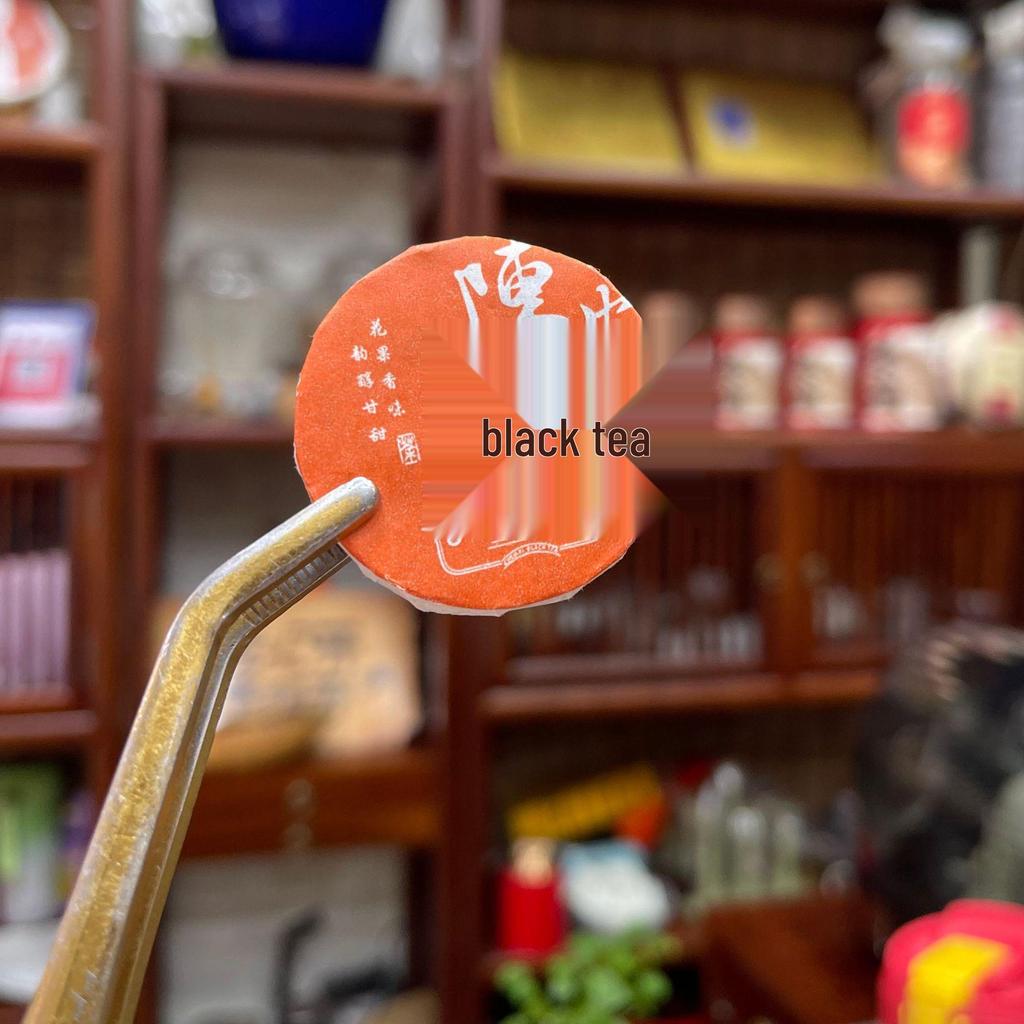 Assorted Mini Tea Cakes: 40 Varieties of Yunnan Pu-erh, Ripe, Glutinous Aroma, White, and Black Tea