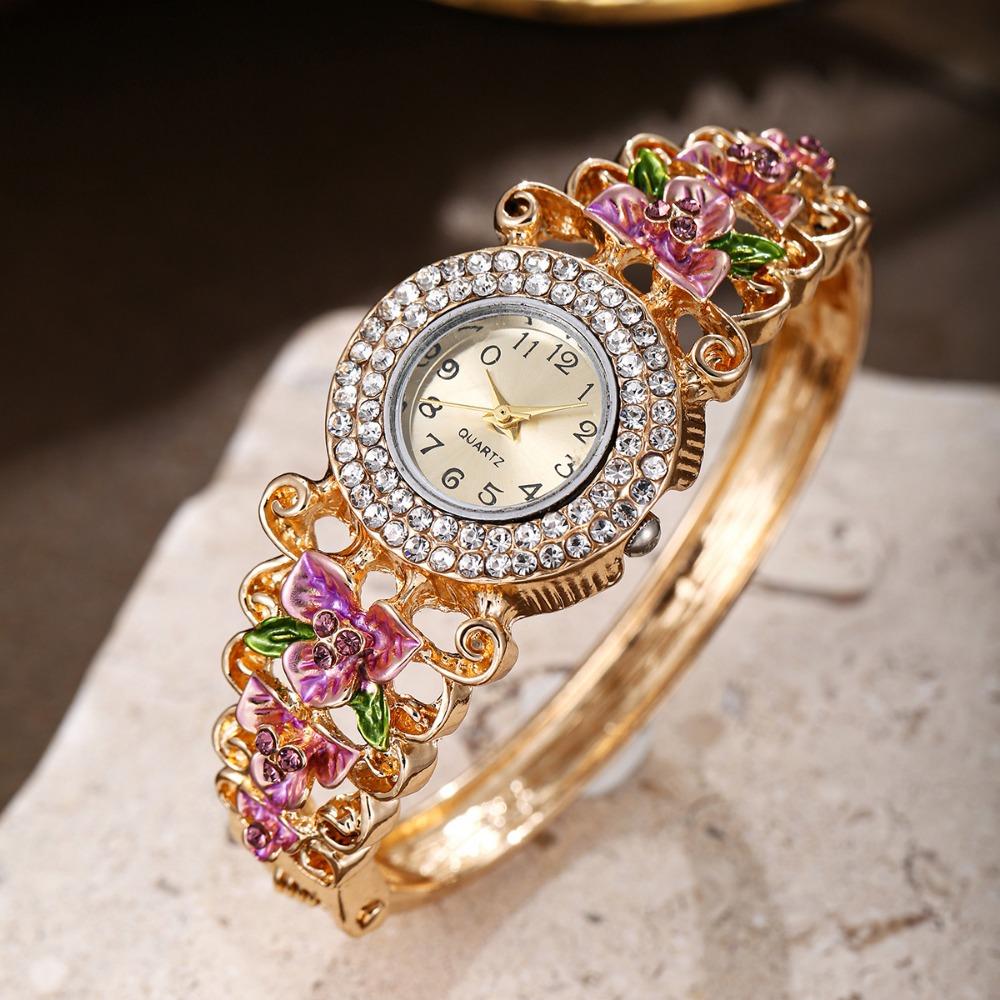 Alloy Rhinestone Dress Watch Quartz Movement Quartz Bracelet Wristwatch Women s Accessory