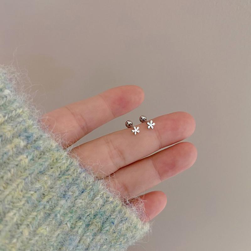 

1Pair Star Heart Flower Earring For Women Ear Bone Nail Cartilage Earring Spiral Stud Earring Body Jewelry Gifts1Pair Star Heart A2