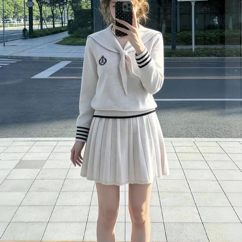 La Chapelle Petite-Friendly Academic Style Autumn Outfit 2026