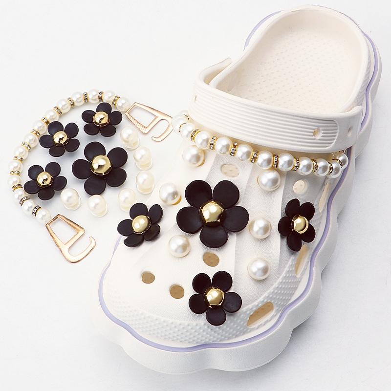 1 Set Pearl Flower Shoe Charms 3D Detachable Buckle Set Pearl Chain Shoe Decorations DIY Detachable Buckle Shoes Accessories