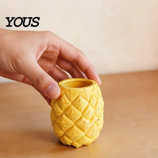 Small Flowerpot for Desk 3D Printed Pineapple Shaped 2-in-1 Pen Holder & Plant Pot, Bright Yellow Pens Rhombus Texture Cup, Multi-Use Container