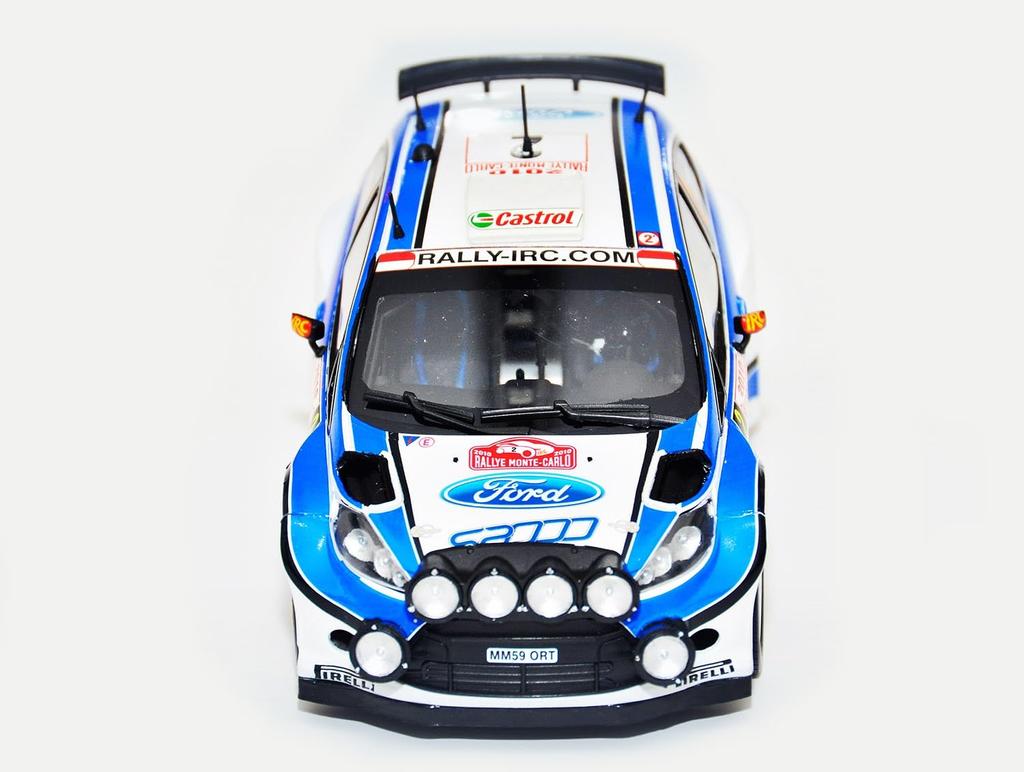 Platz Belkit Ford Fiesta S2000 2010 Monte Carlo Rallye Gewinner Plastikmodell BEL002 1/24