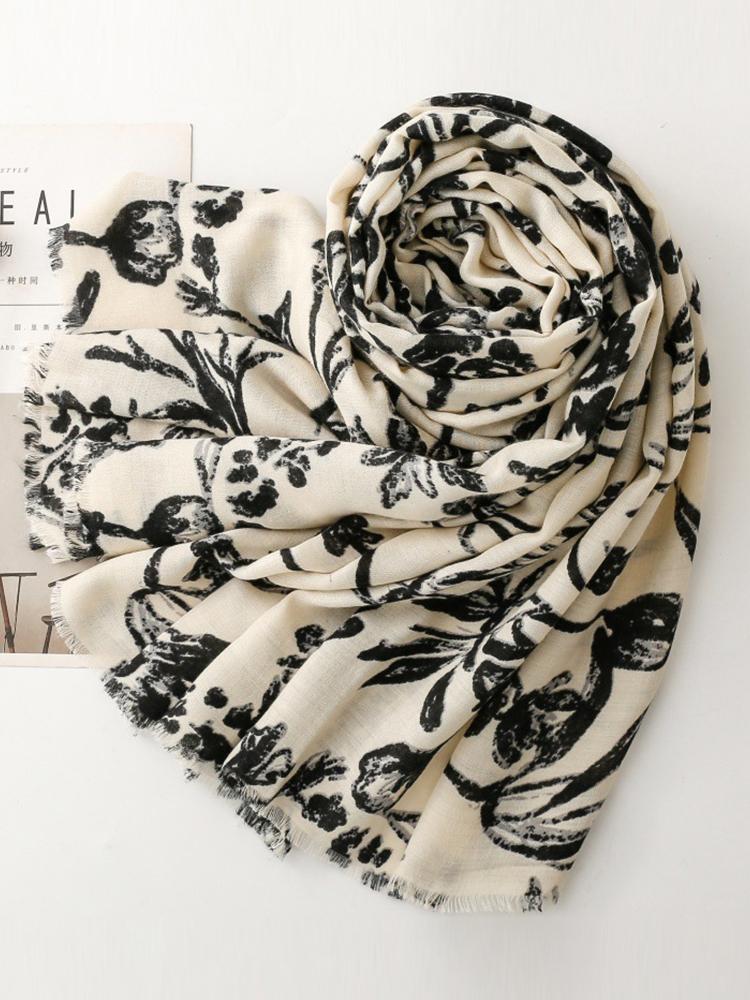 Elegant Women Silk Scarf Wrap Shawl Retro Floral Print Sunscreen Bandanas Hijab Mujer Boho Scarve Pareo Casual Beach Summer New