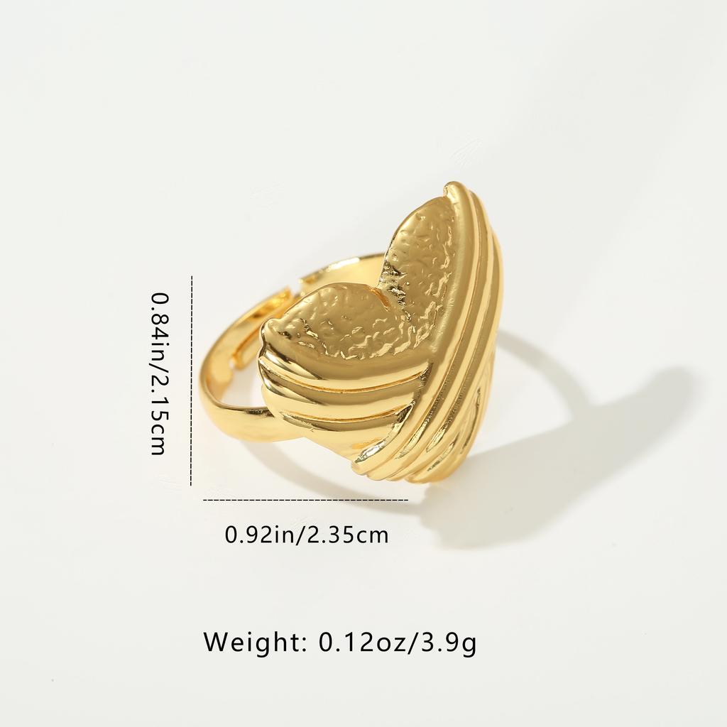 Golden Plated Hammered Heart Statement Ring with Ribbed Wrap Accent for Women Elegant Jewelry Gift