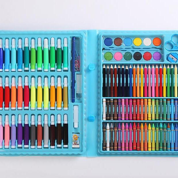 150 Parça Çocuk Sanat Seti: Sulu Boya Kalemleri, Boya Kalemleri, Yağlı Pastel Boyalar ve Fırçalar
