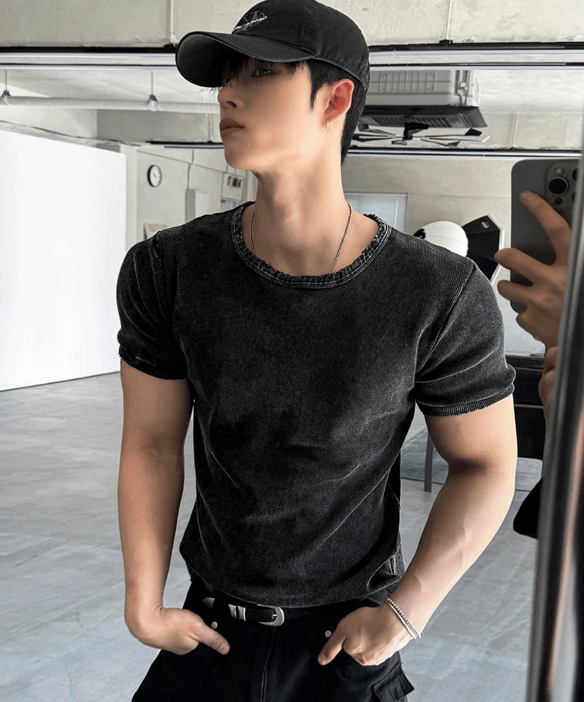 Siaosiko Pigment Round Muscle Fit Short Sleeve