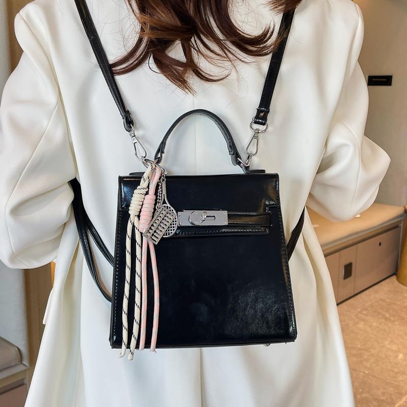 Premium sense niche bag women's spring and summer new fashion shoulder messenger bag portable backpack