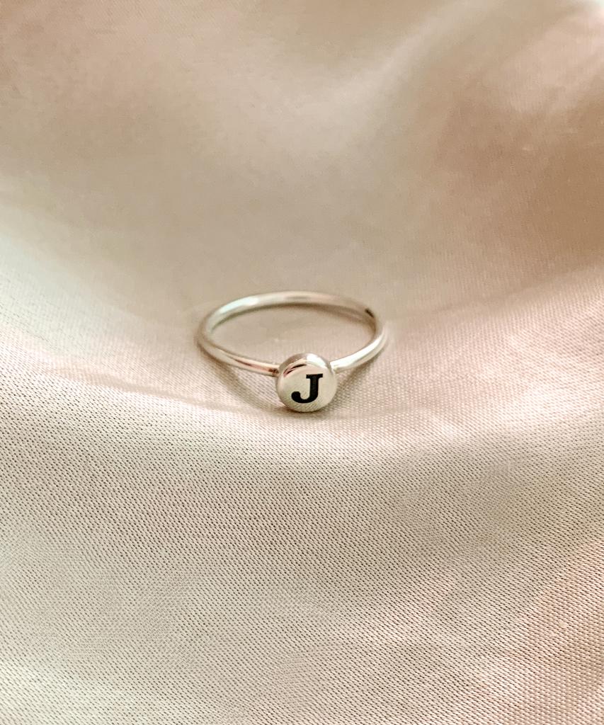 Code.H (Silver 925) Round Initial Ring
