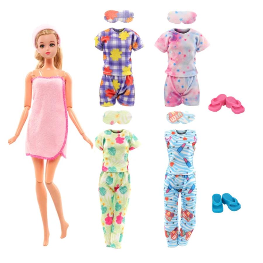 7 Stück 30 cm Puppenkleidung und Schuhe = 4 Pyjamas 1 Bademantel 2 Hausschuhe Handgemachtes Spielzeug Geburtstags-Weihnachtsgeschenk, Rollenspiel-Spielzeug