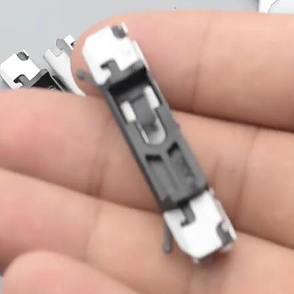 New Front Windshield Moulding Clips 51317064098 For BMW X5 E70 X6 E71 5-Series E60