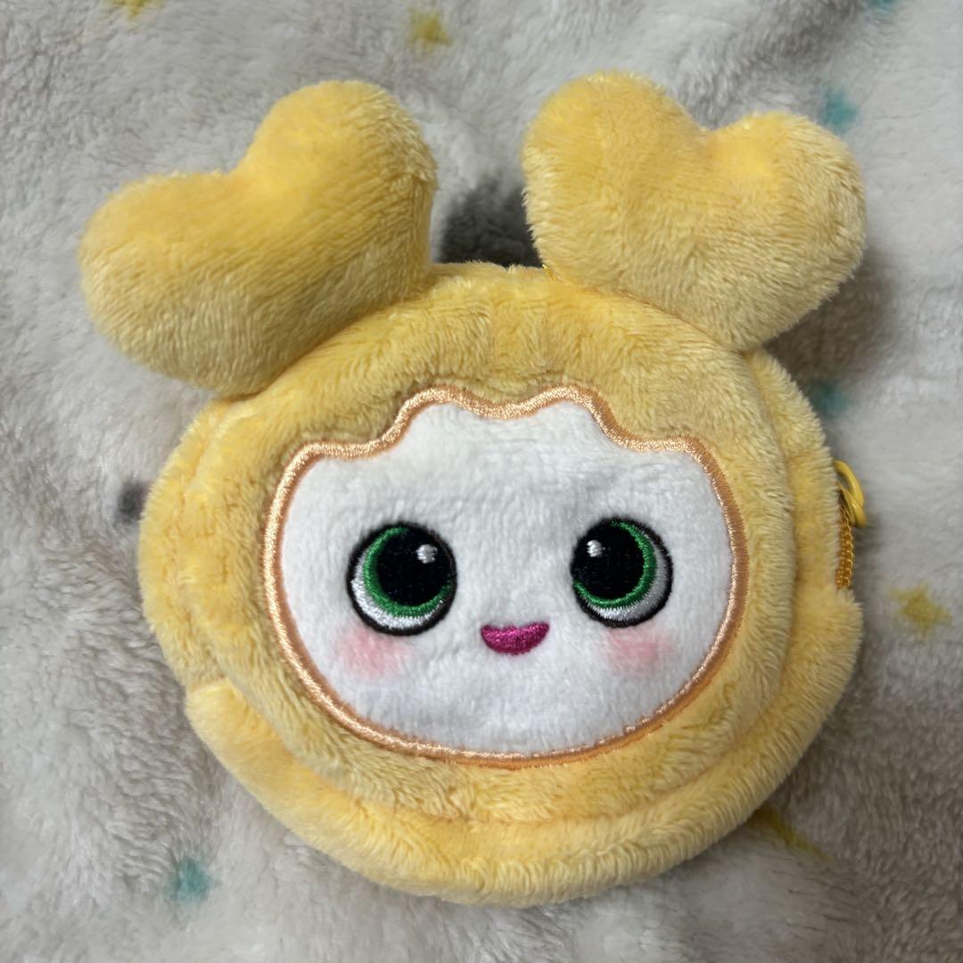 

[USED] TWICE Jihyo earphone pouch