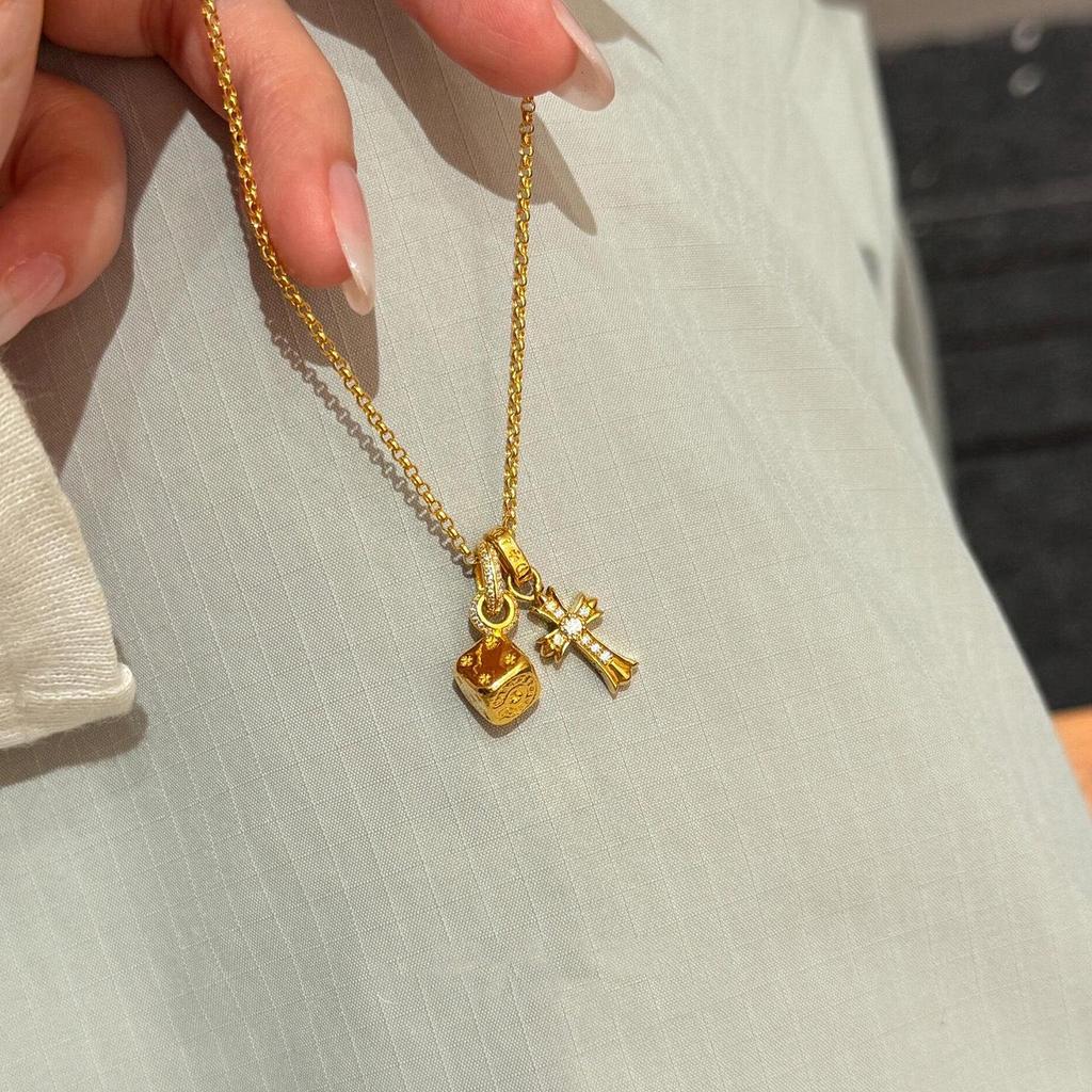 Zircon Cross Pendant Necklace - High-End Clavicle Chain with Cold Style for Women