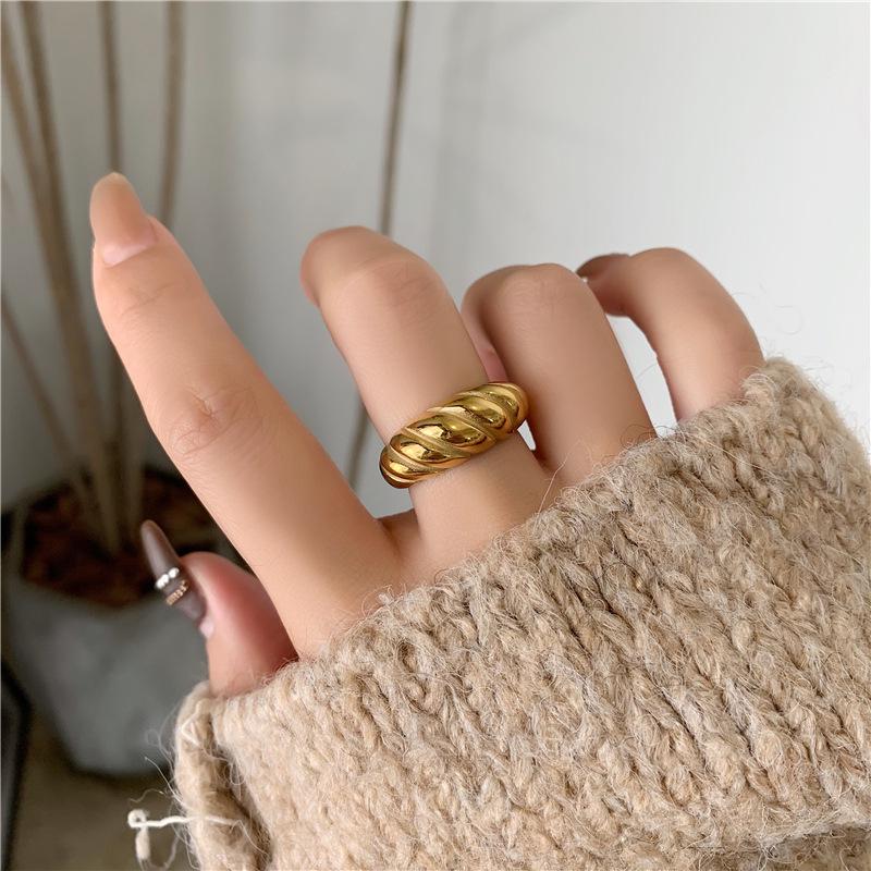 18K Gold-Plated Titanium Steel Bread Ring – Women s Fashion Wide Band Index Finger Ring Size 6