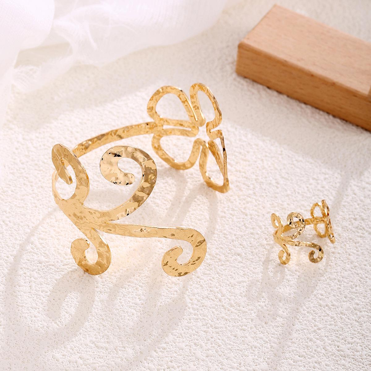 

Hot-selling personalized hollow flower designer opening bracelet + ring jewelry set