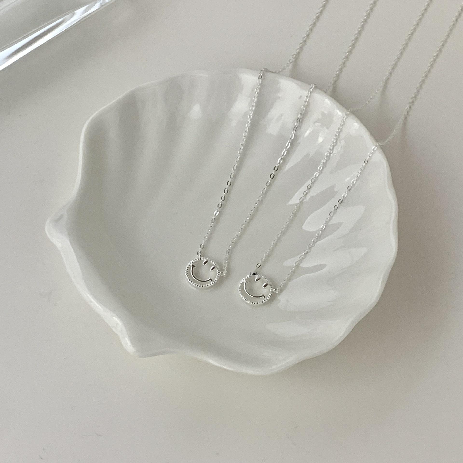 S925 Sterling Silver Smiley Face Necklace: Light Luxury, Versatile Design for Women 925 Silver
