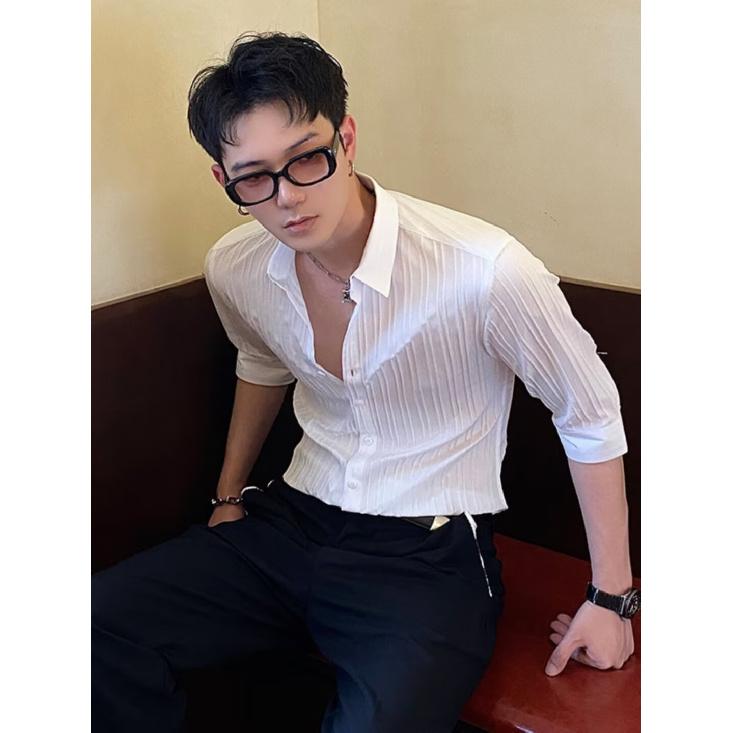 Yapi Youth Personality Internet Celebrity V-Ausschnitt-Shirt mit mittellangen Ärmeln für gutaussehende Männer, Slim Fit Casual Stehkragen Hooligan Handsome Shirt