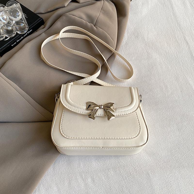 High Value Foreign Style Small Bag Women's 2025 Autumn New Popular Solid Color Messenger Bag Fashion Bow Small Square Bag