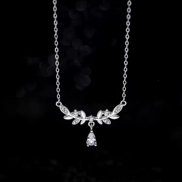 2024 Women's Sterling Silver Wheat Ear Clavicle Necklace - Light Luxury High-End Design