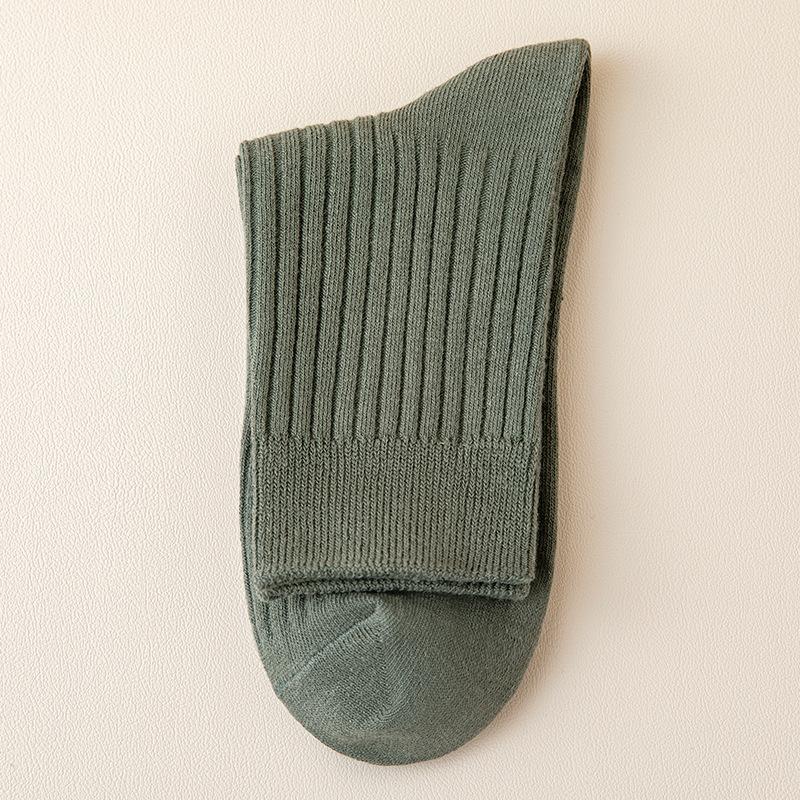 3 Pairs Men Crew Socks Black and White Middle Tube Streetwear Soft Breathable Cotton Casual Socks