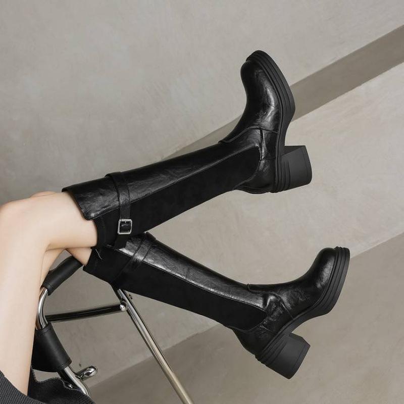 New women's thick-soled rear zipper Martin boots solid color round head high-heeled large-size leather boots autumn and winter square-heeled high boo