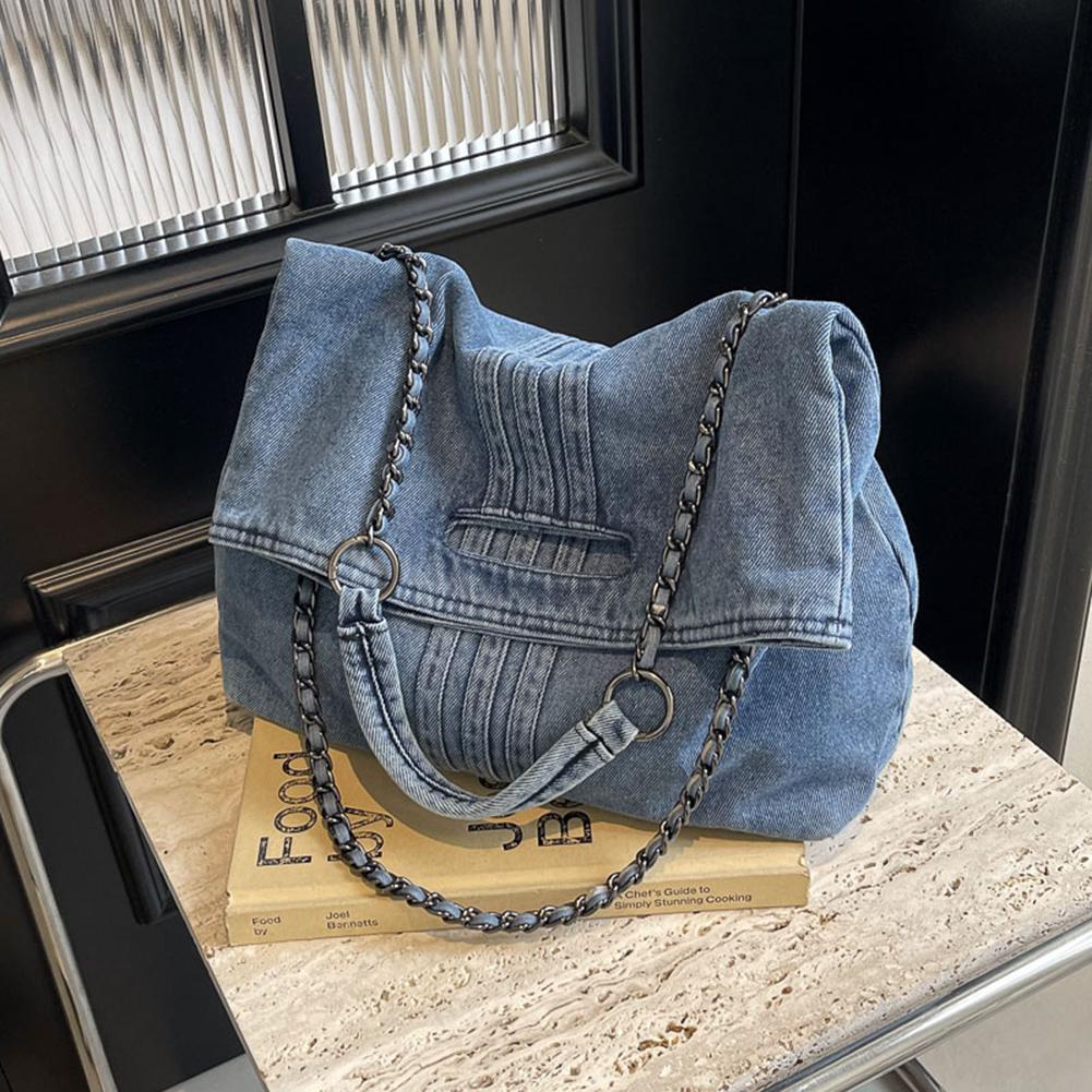 

Denim Shoulder Bag Large Capacity Retro Crossbody Bag Chain Strap Underarm Bag Messenger Bag for Women Work Shopping Travel світло-синій колір