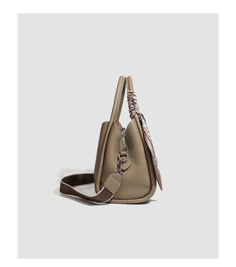 2025 Versatile Women's Fashion Bucket Bag - High-End Crossbody & Shoulder Style