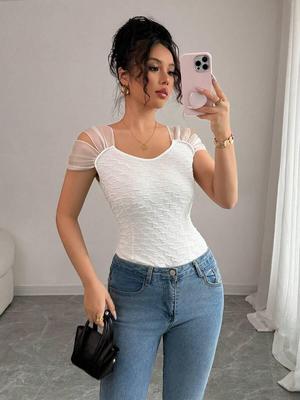 2025 Fashionable Women's Slim Fit Lace Patchwork Square Neck Short Sleeve Top