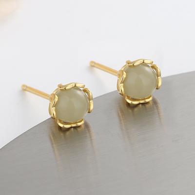 Retro French Temperament Stud Earrings Personalized Imitation Jade Earrings