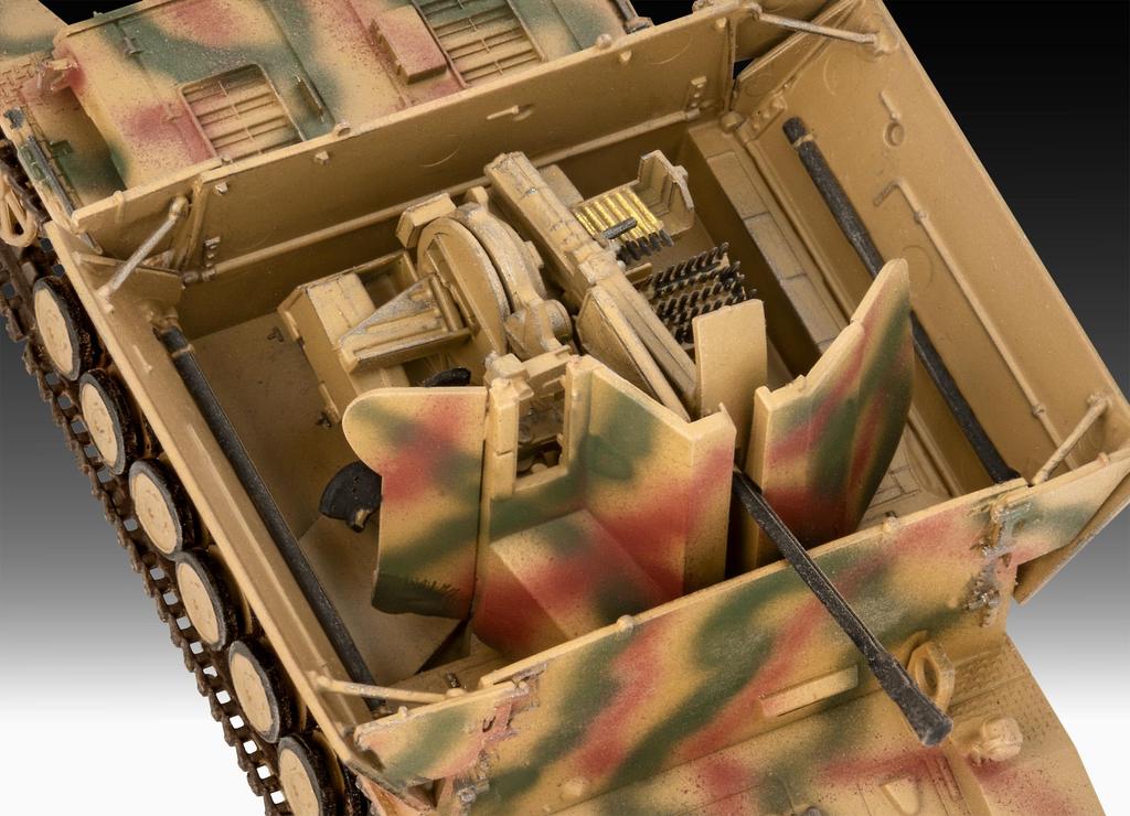 Kit de Modelo em Escala Revell Alemão Panzer IV Mobelwagen Flak 43 1/72 03363 3,7cm (Tanque)