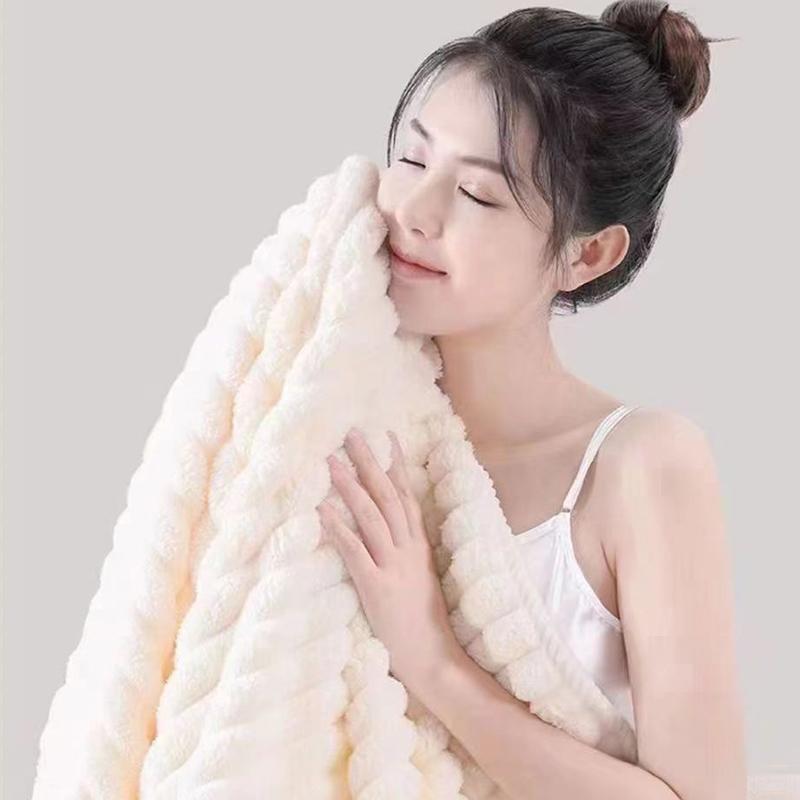 High Quality Jelly Velvet Absorbent Coral Velvet Bath Towel, Household Thickened Non Shedding Plush Set Bathrobe