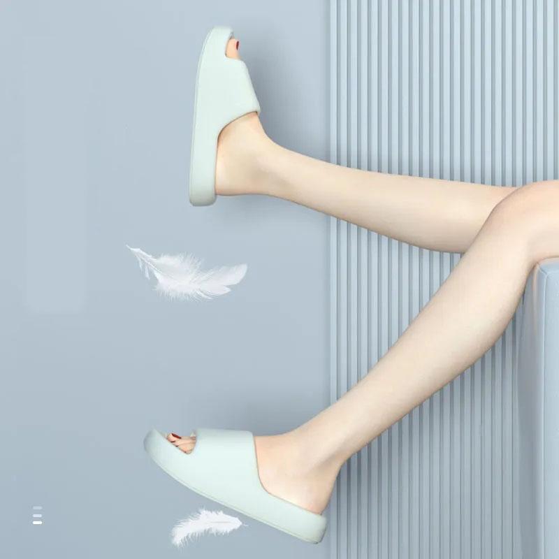 Женские мягкие тапочки — фото 12