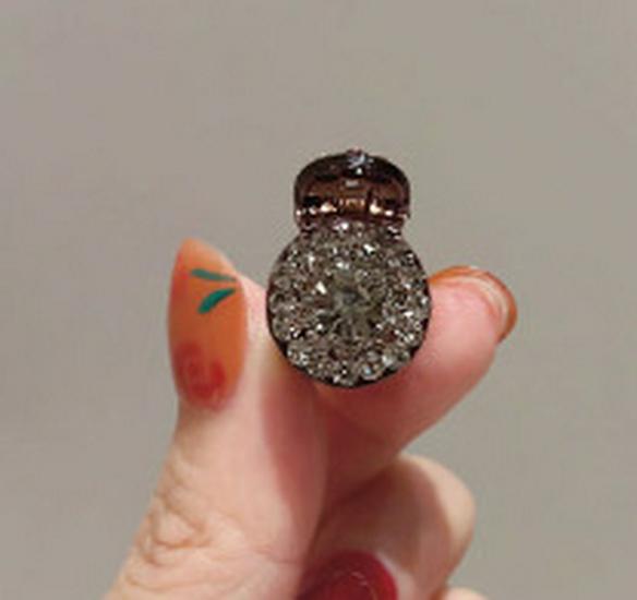 Sparkly Rhinestone Mini Claw Clip for Korean Style Wispy Bangs