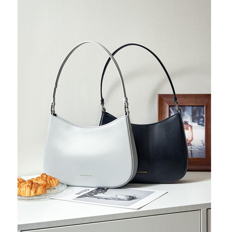 Luxury Cow Leather Bags Women Shoulder Bags Metal Decor Messenger French Vintage Underarm Purse Ladies Trendy Tote Bags