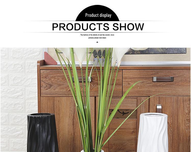 Large Modern Nordic Ceramic Floor Vase: Black & White Minimalist Design for Dried Flowers and French Arrangements In Living Room