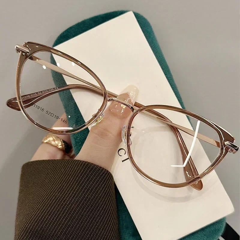 New Cat Eye Photochromic Myopia Glasses Women Men Fashion Anti-Blue Light Glasses Vintage Large Anti Blue Light Eyewear