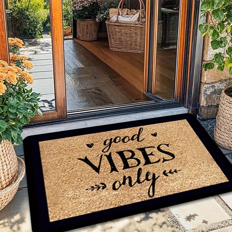 Minimalist Welcome Mat with "Only Good Vibes" Printed on It, Featuring a 1.19cm Sponge Thickness and a Weight of 600 Grams Per Square Meter. This