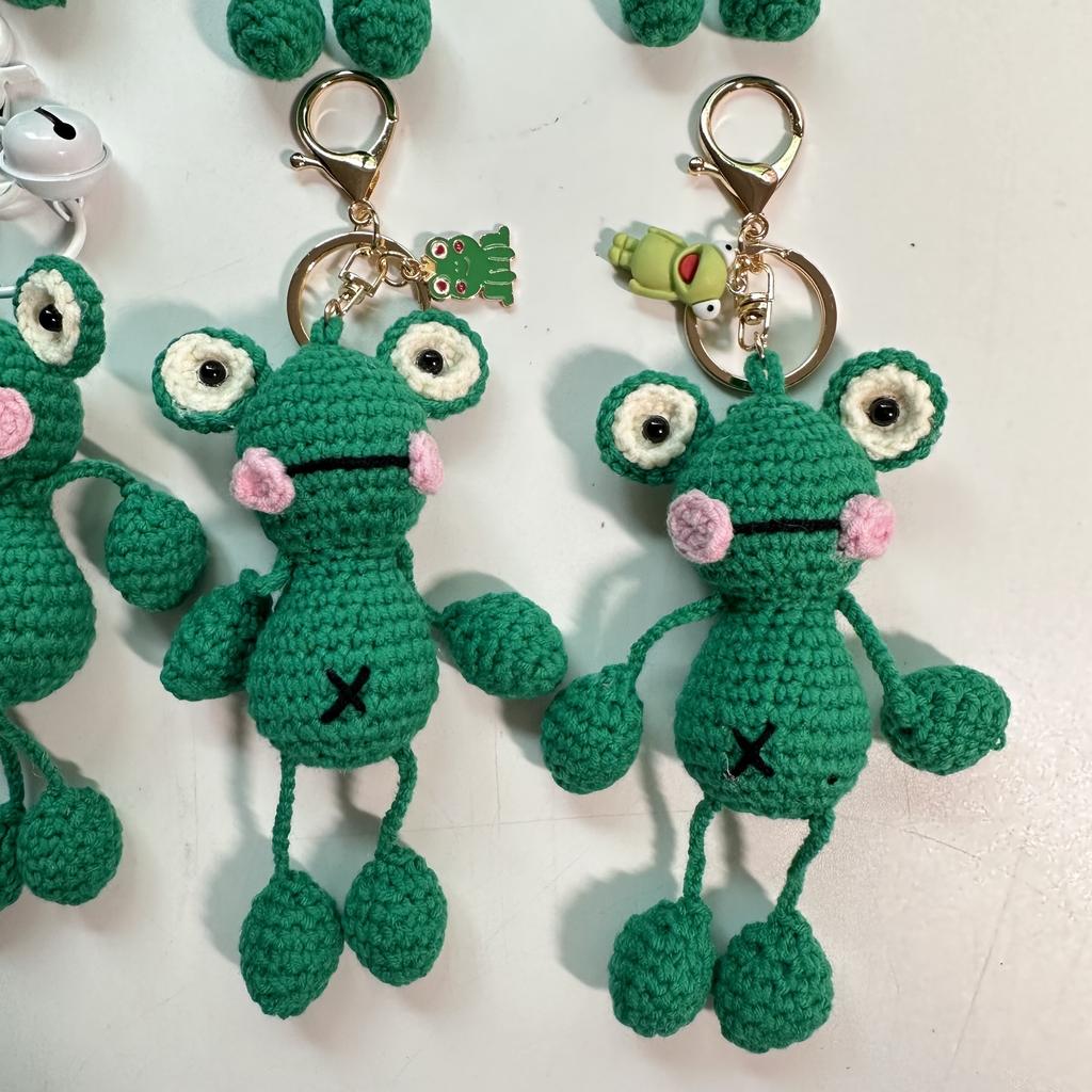 Pandantiv tricotat manual din lână Broscuță Desene animate Brelocuri Chei croșetate Pandantiv geantă Chei Păpușă tricotată manual Desene animate drăguțe Decor mașină geantă